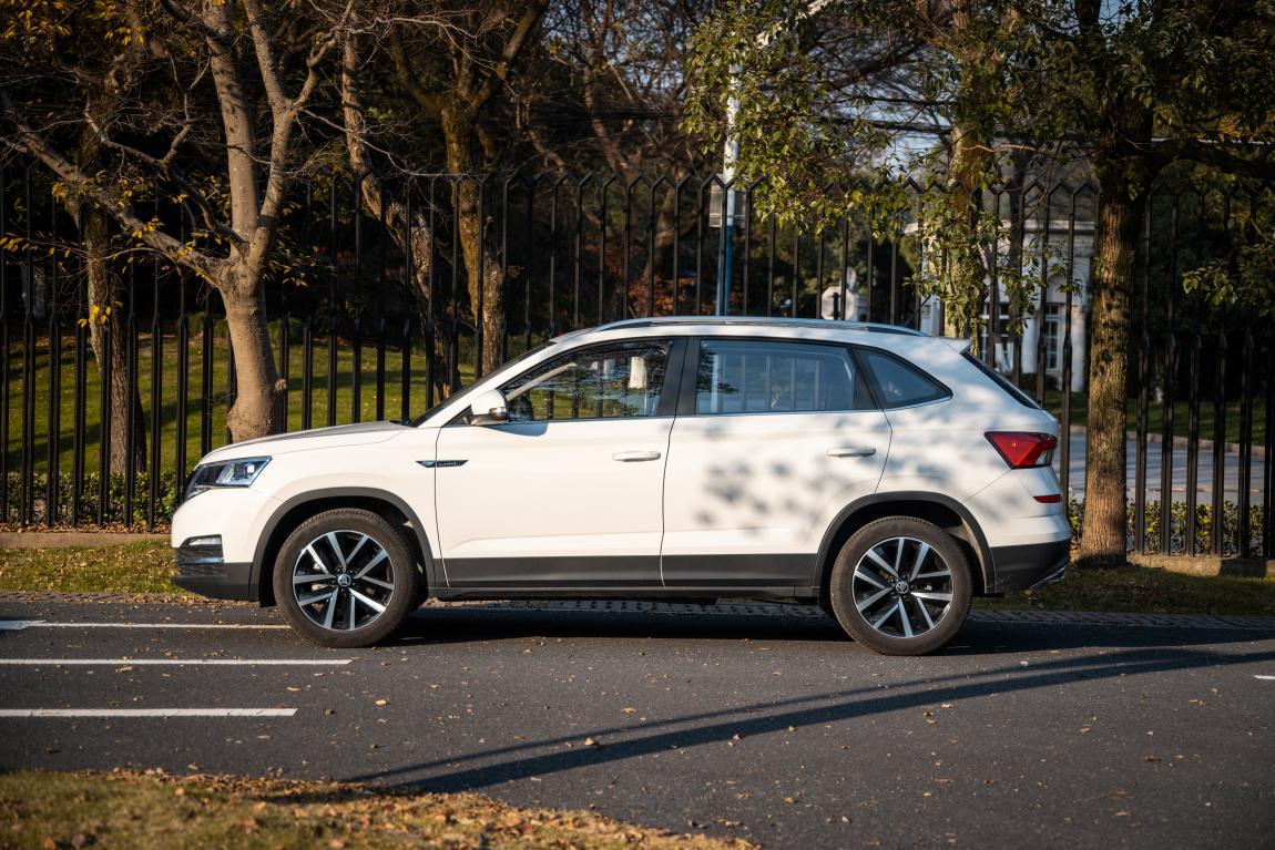 柯米克和途铠哪个比较好,大众途铠和捷达vs5和柯米克