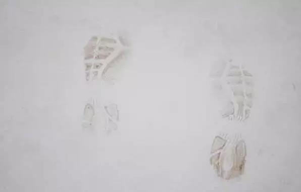 墙面黑了怎么快速变白,墙面脏了怎么变白最快