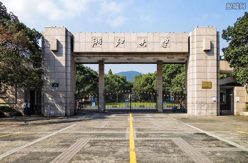 华为招聘最多的五所大学 (想进入华为去哪所大学比较好)