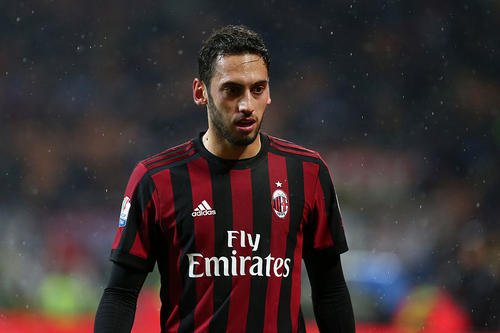 恰尔汗奥卢全能中场,恰尔汉奥卢中场任意球破门