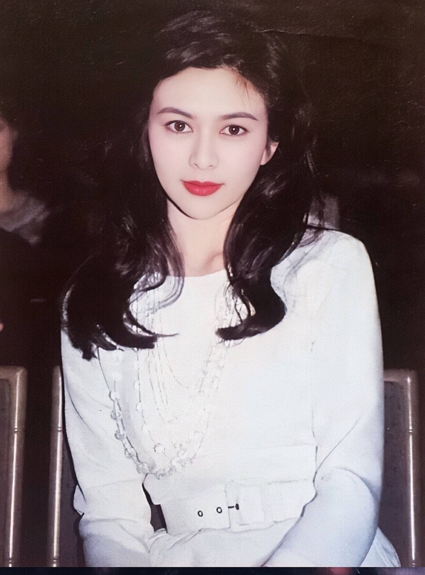 七位桃花眼女明星,带有桃花眼的女明星