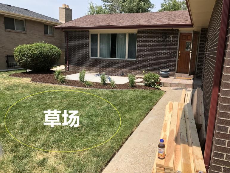 大面积圆形庭院布置,50平方院子设计有环绕院子的水景