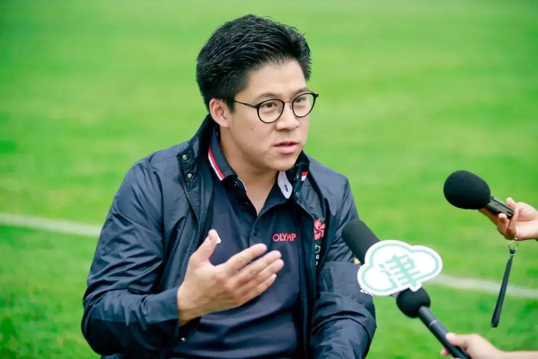 【津云访谈】香港青少年足球交流团访津津云记者专访全国政协委员、天津市政协委员霍启刚