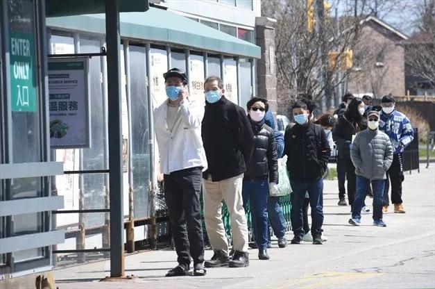 从温哥华新移民到3家公司老板有何诀窍？人家卖盒饭，她卖饭盒