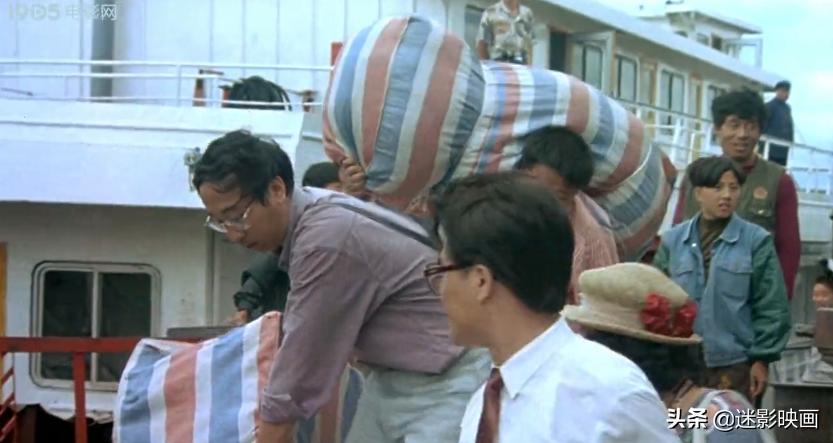 26年前冯巩拍了部《俄囧》，战斗民族艳遇记，被遗忘的喜剧经典