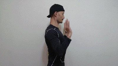 为什么很多健身动作都要收紧肩胛骨?掌握其中原理,健身才会高效