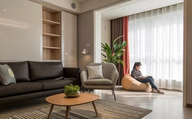 老公坚持装4米长电视柜，沙发墙“加厚”35公分完工都夸他机智