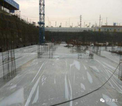 混凝土施工拆模控制要点包括,混凝土拆模养护是哪个标准