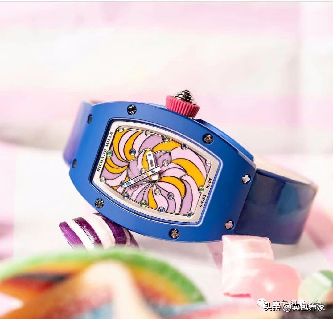 猝不及防的“硬核嗲”，RM这枚世界上最贵的“糖果”甜到你爆肝！