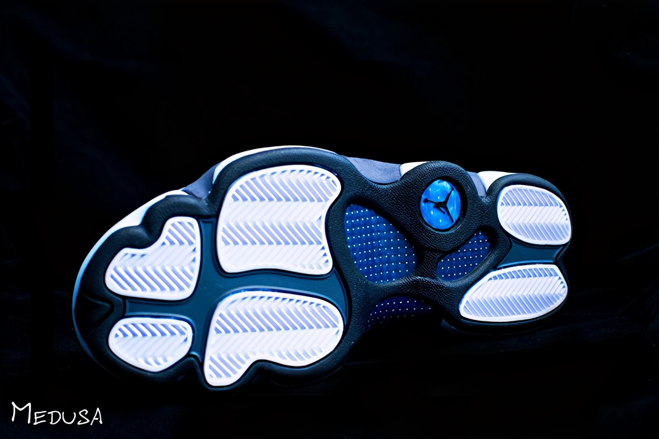 aj13gigi瀹炴垬,aj13gigi涓轰粈涔堢伀