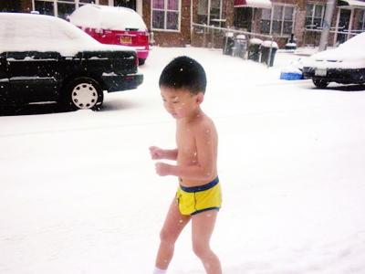 这个南京12岁的神童，真的很牛吗？开飞机、出自传、上*京大南**学…