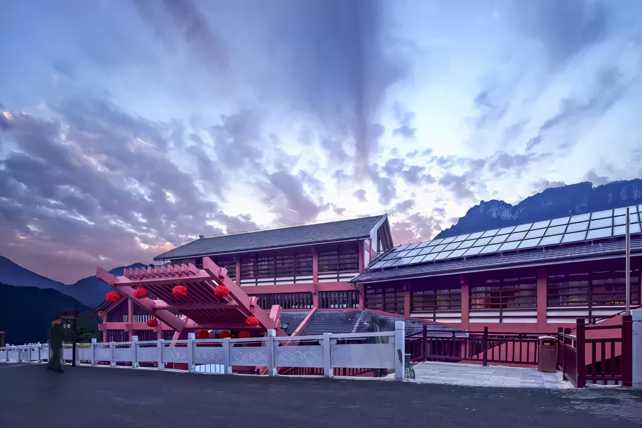 土家族风格度假酒店,特色野奢度假酒店