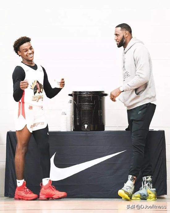 詹姆斯和儿子交手会怎么样,詹姆斯对阵儿子队友