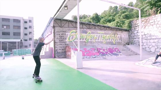 指尖陀螺可以回旋吗,指尖旋转飞镖陀螺