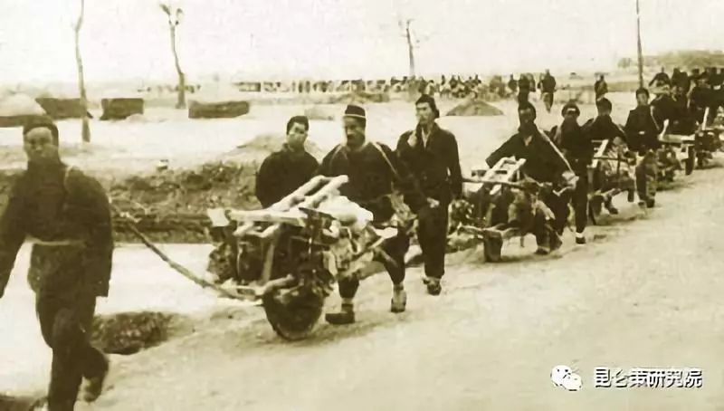 八路军和美国记者,八路军面对美国记者