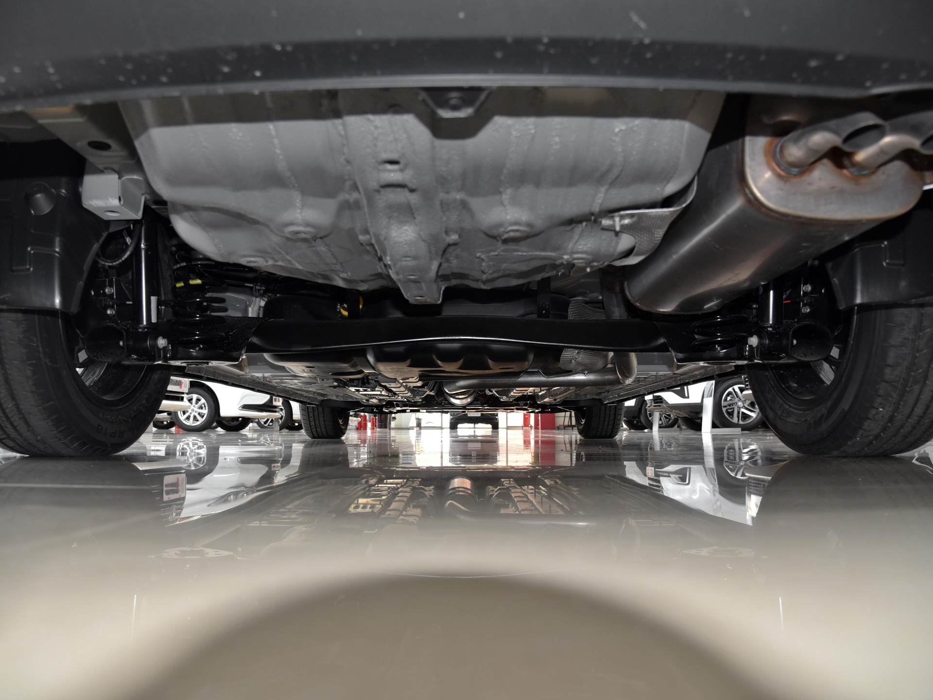 想要实用省油买哪个车,想要很便宜又实用的车