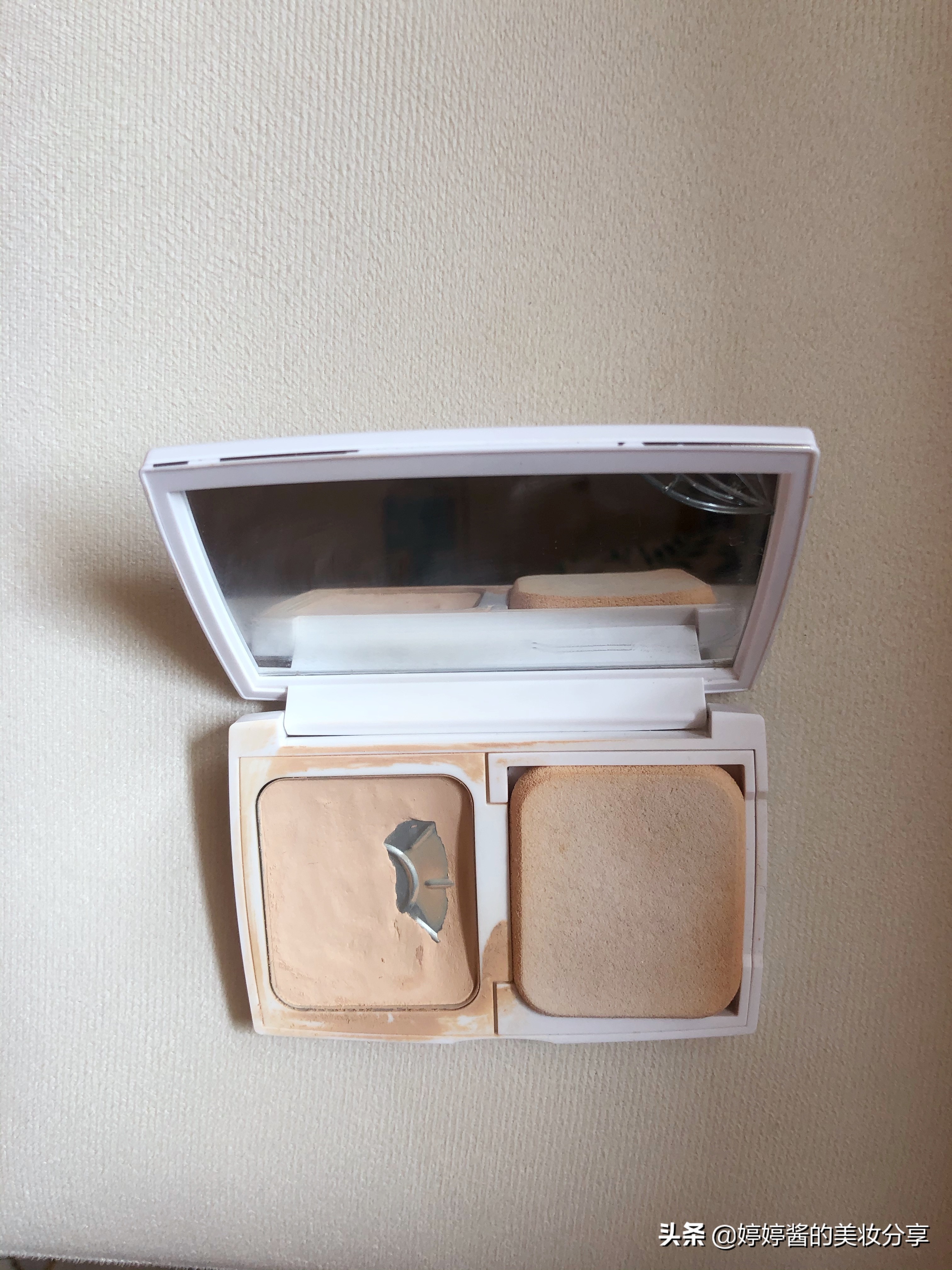 官方正品akf散粉不易脱妆控油清透,底妆一个隔离和散粉就好了