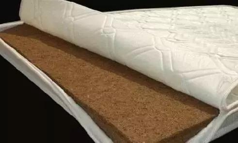 椰棕床垫和弹簧床垫,弹簧和棕结合的床垫