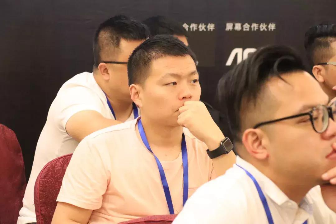 50家连锁茶饮创始人齐聚广州听小马宋、姚哲等分享定位学