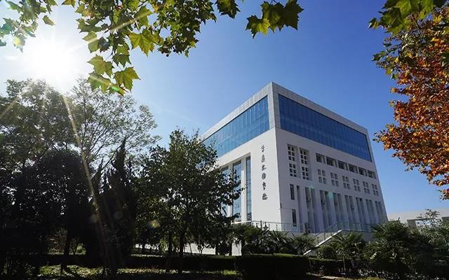 陕西服装工程职业学院西安校区,陕西服装工程学院2019年