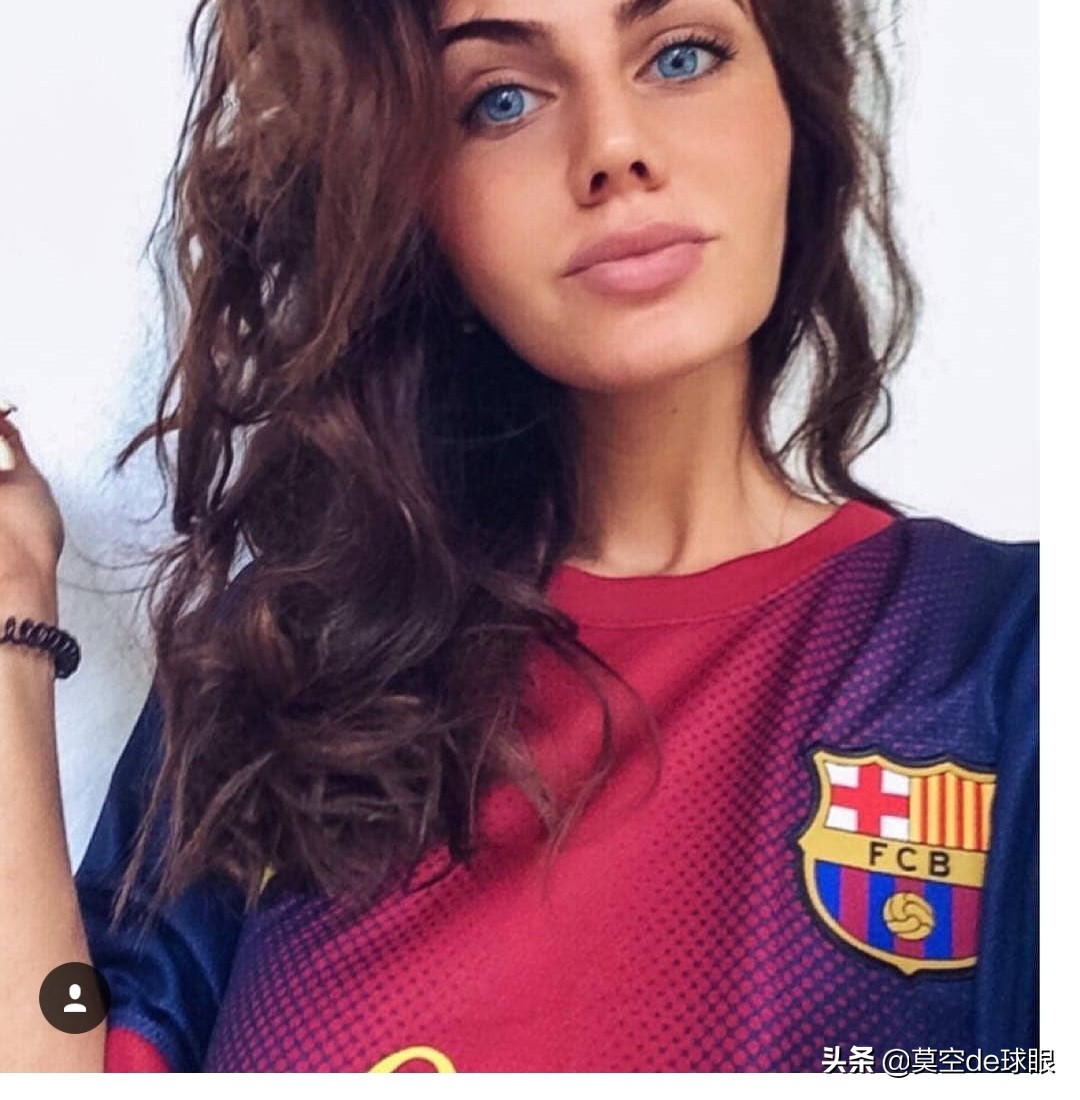 热爱足球的姐妹们最帅气,迟到的说一声,祝所有女球迷节日快乐!
