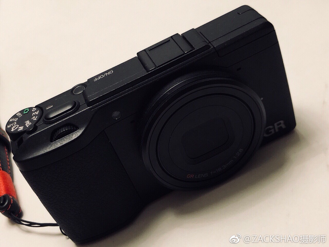 加载完成介绍几款顶级又升值的口袋胶片机给大家