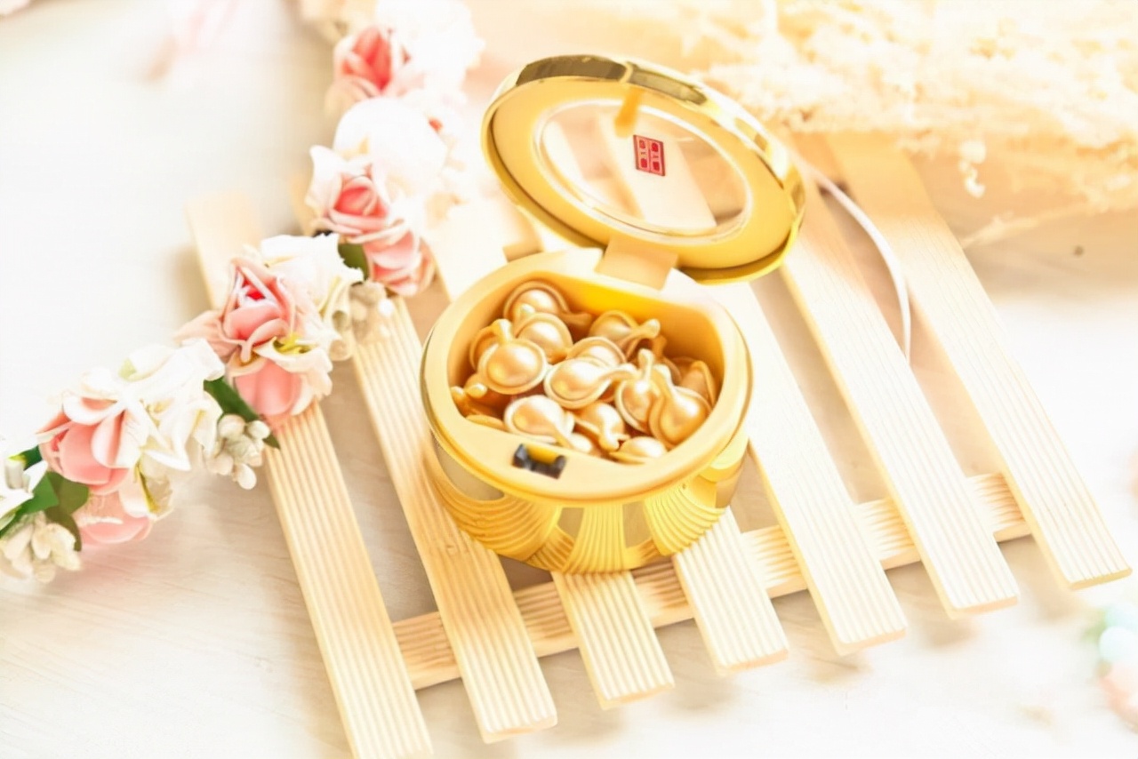 哪种眼霜最好用最滋润,眼霜哪款才是真正有效好用的