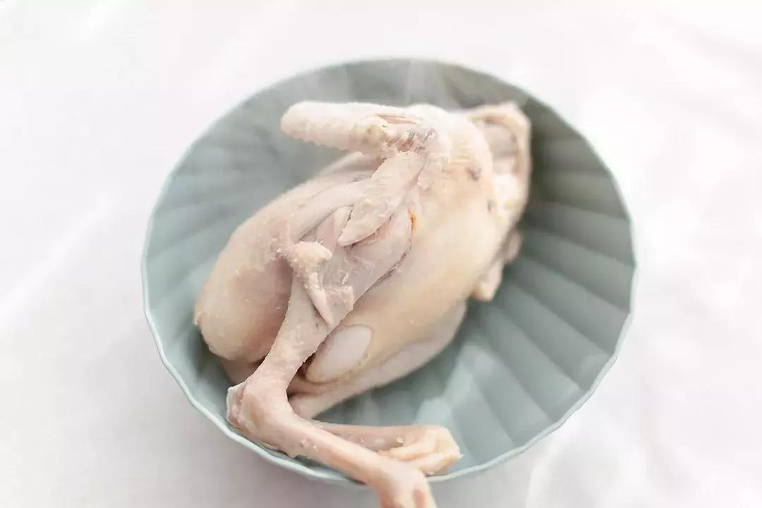 过夜的剩鸡肉怎么煮好吃点,吃剩的鸡肉放冰箱多久会坏