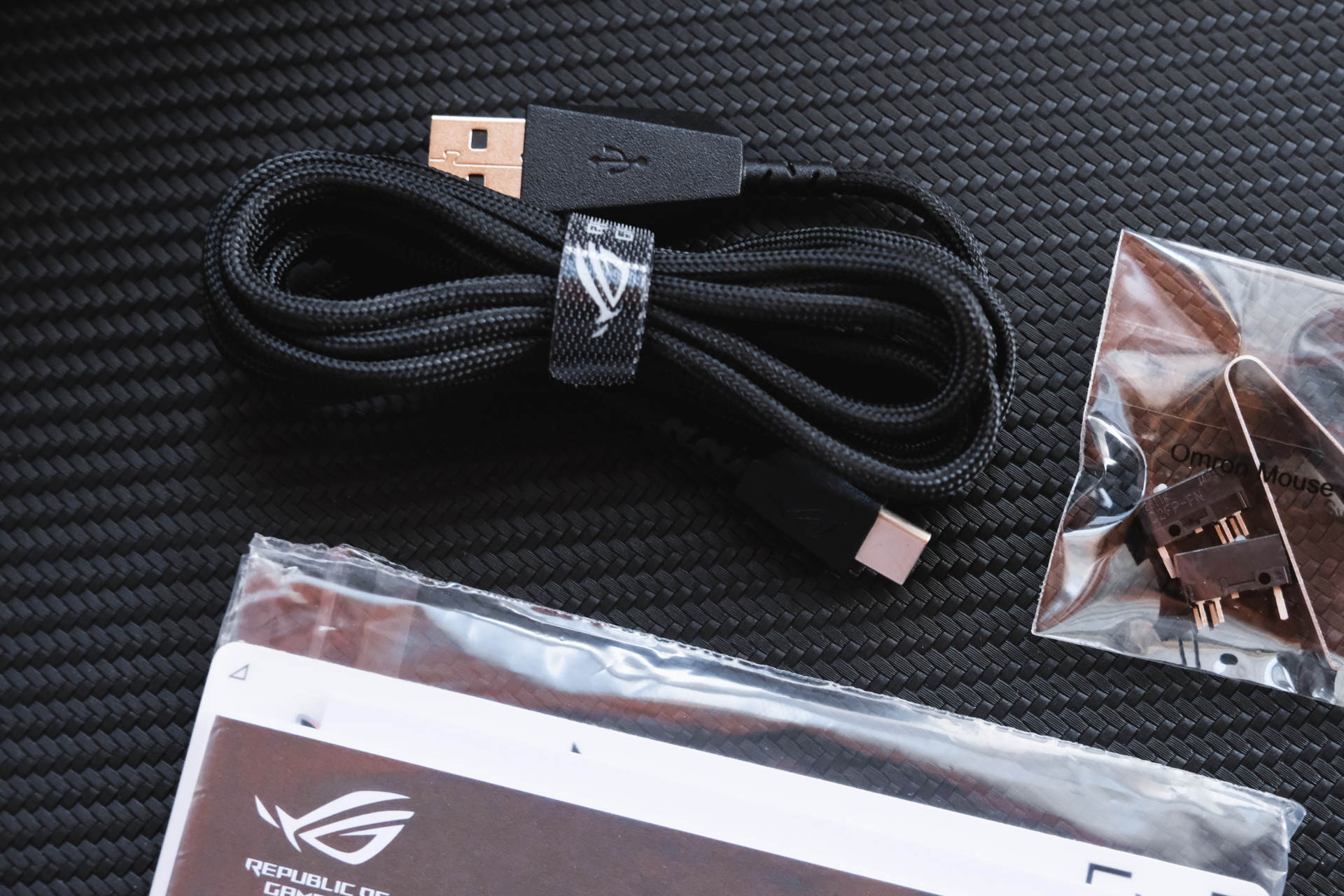 2021最好的电竞游戏鼠标,rog战刃3对比天选鼠标