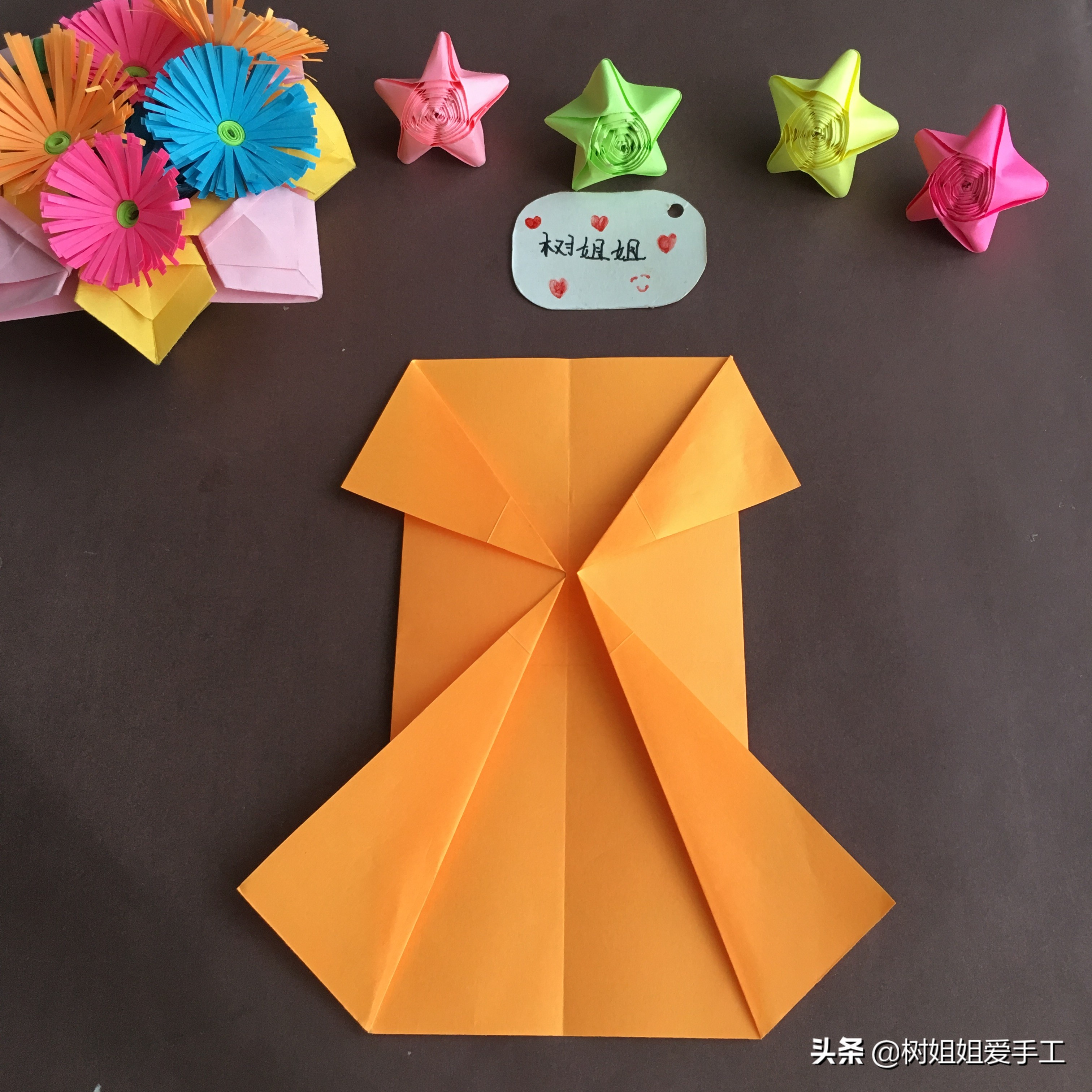 用一张正方形折纸做一个蝴蝶,动物折纸蝴蝶加讲解