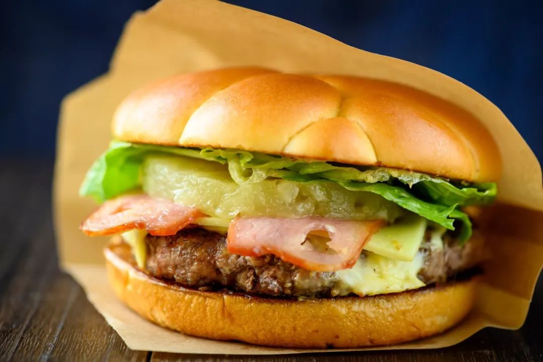 麦当劳菠萝安格斯厚牛堡,麦当劳安格斯厚牛芝士堡几点