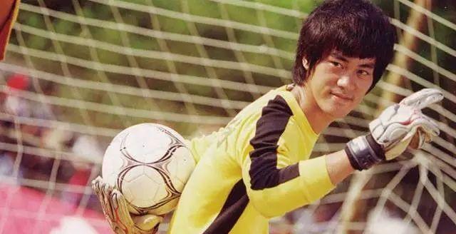 谢贤为什么客串少林,谢贤周星驰少林足球