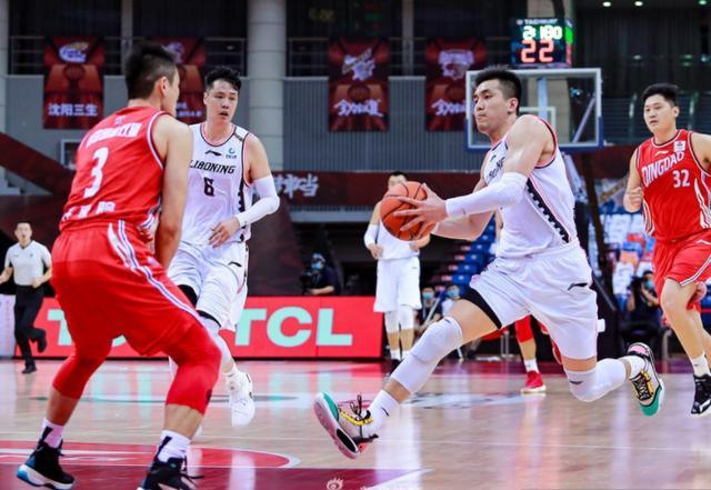 狂轰32+6！郭艾伦大开杀戒，换帅如换刀，辽篮酿28分大胜