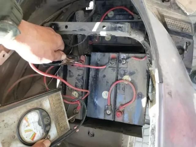 电动车电池跑不远了怎么办,电动车电瓶天冷了就跑不远