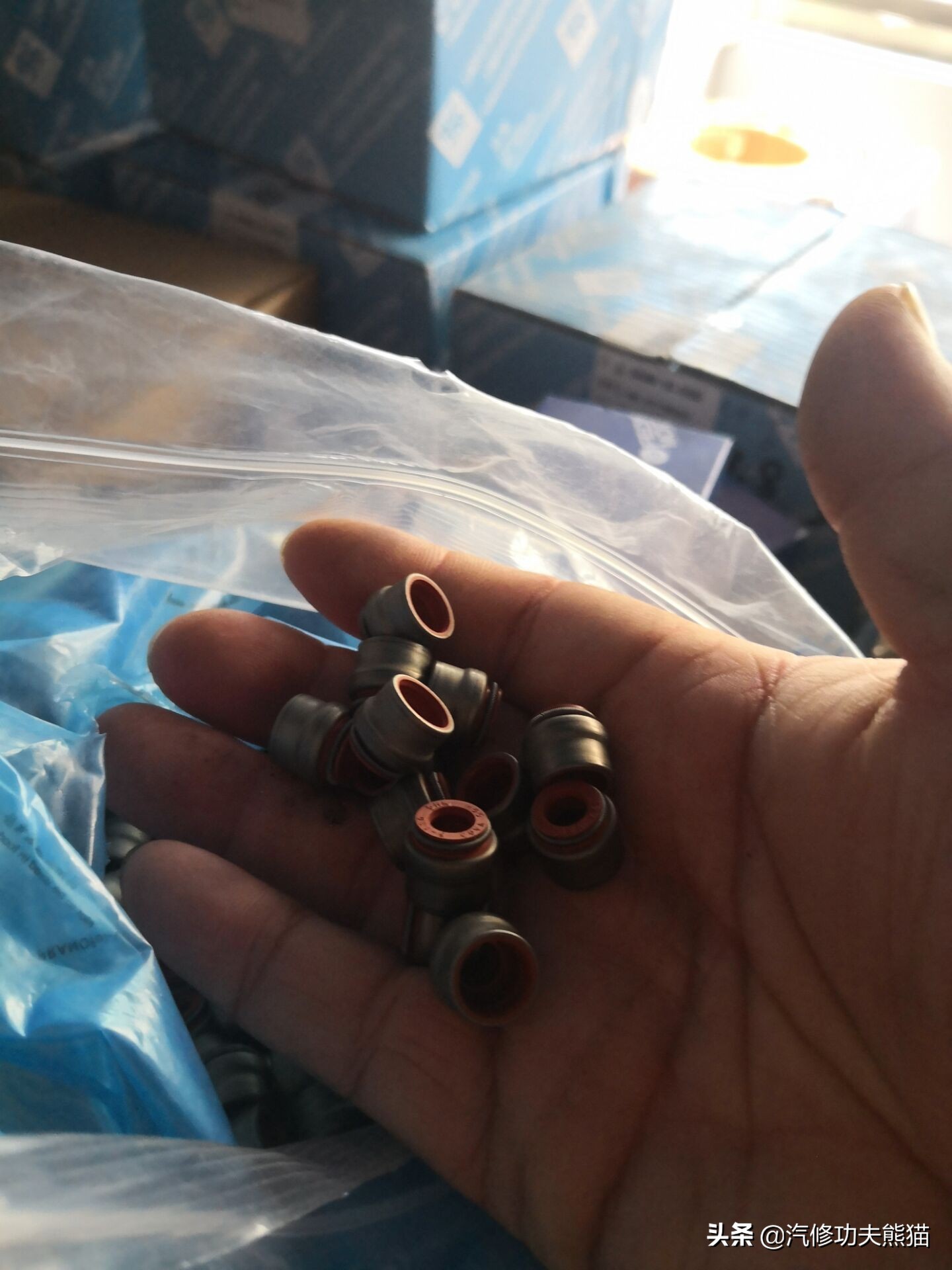 2017款途观丝绸之路1.8t烧机油吗,途观2015款1.8t四驱豪华版烧机油