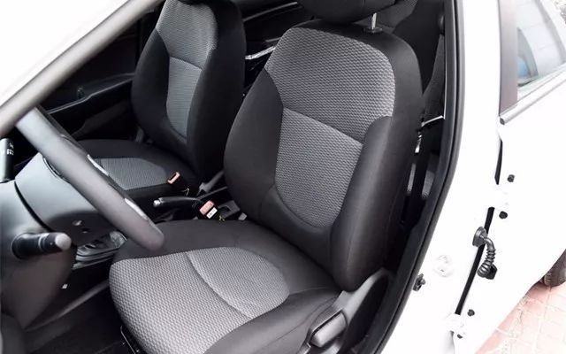 真皮座椅是全部真皮吗,荣放的真皮座椅是真皮吗