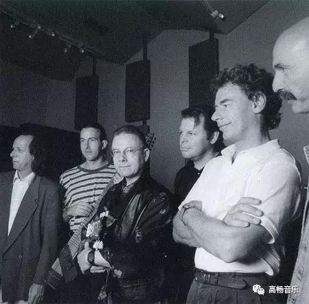 全球最伟大的50支摇滚乐队简历,世界上最伟大的爵士鼓手