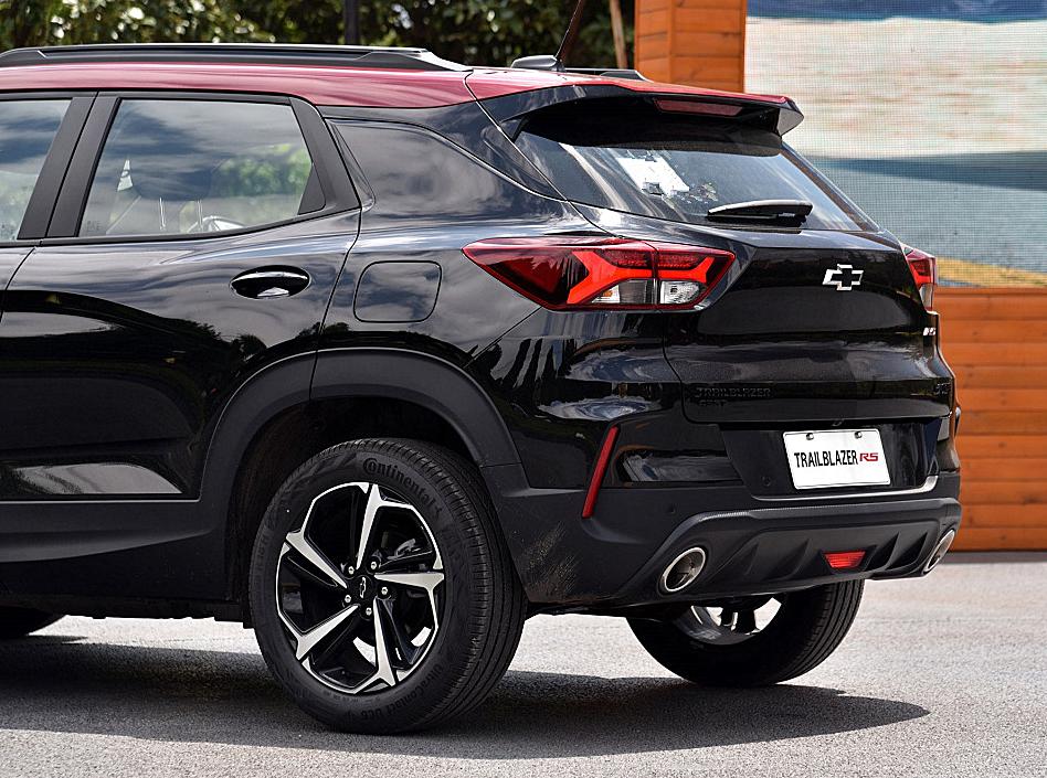 雪佛兰黑武士7座价格,雪佛兰suv黑武士最新落地价