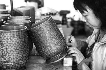 “匠心”崛起，手艺人仍在消亡