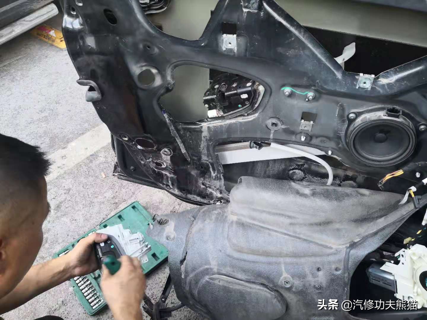 奥迪a6l烧机油1000公里烧多少正常,老a6l烧机油严重