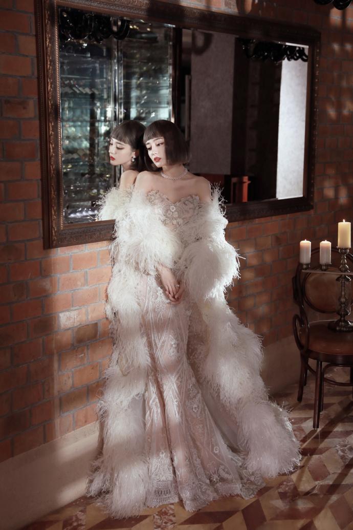 赵丽颖关晓彤穿戏装比拼,赵丽颖关晓彤高定