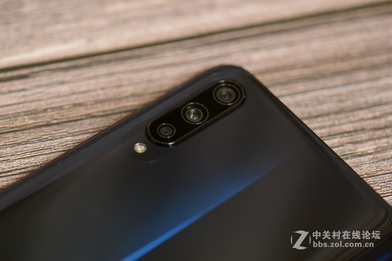 能流畅玩原神的iqoo手机,iqoo水桶机