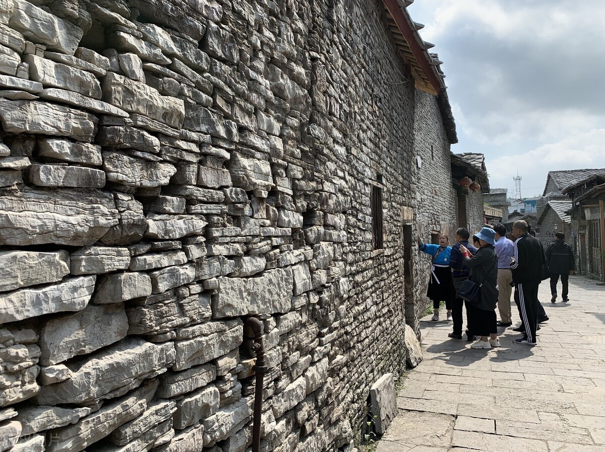 清明假期出游新热点贵州,清明贵州旅游自由行攻略