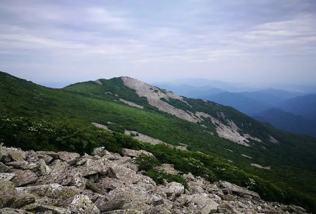 一起爬山吗?西安这些山不仅野,还不要钱~