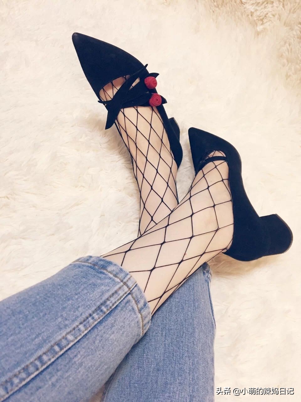 今年流行的露袜穿搭你知道吗,今年流行什么袜子裤脚好看