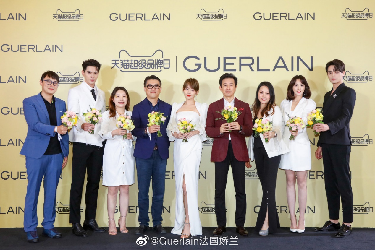 娇兰小蜜蜂香水,娇兰x光与夜之恋