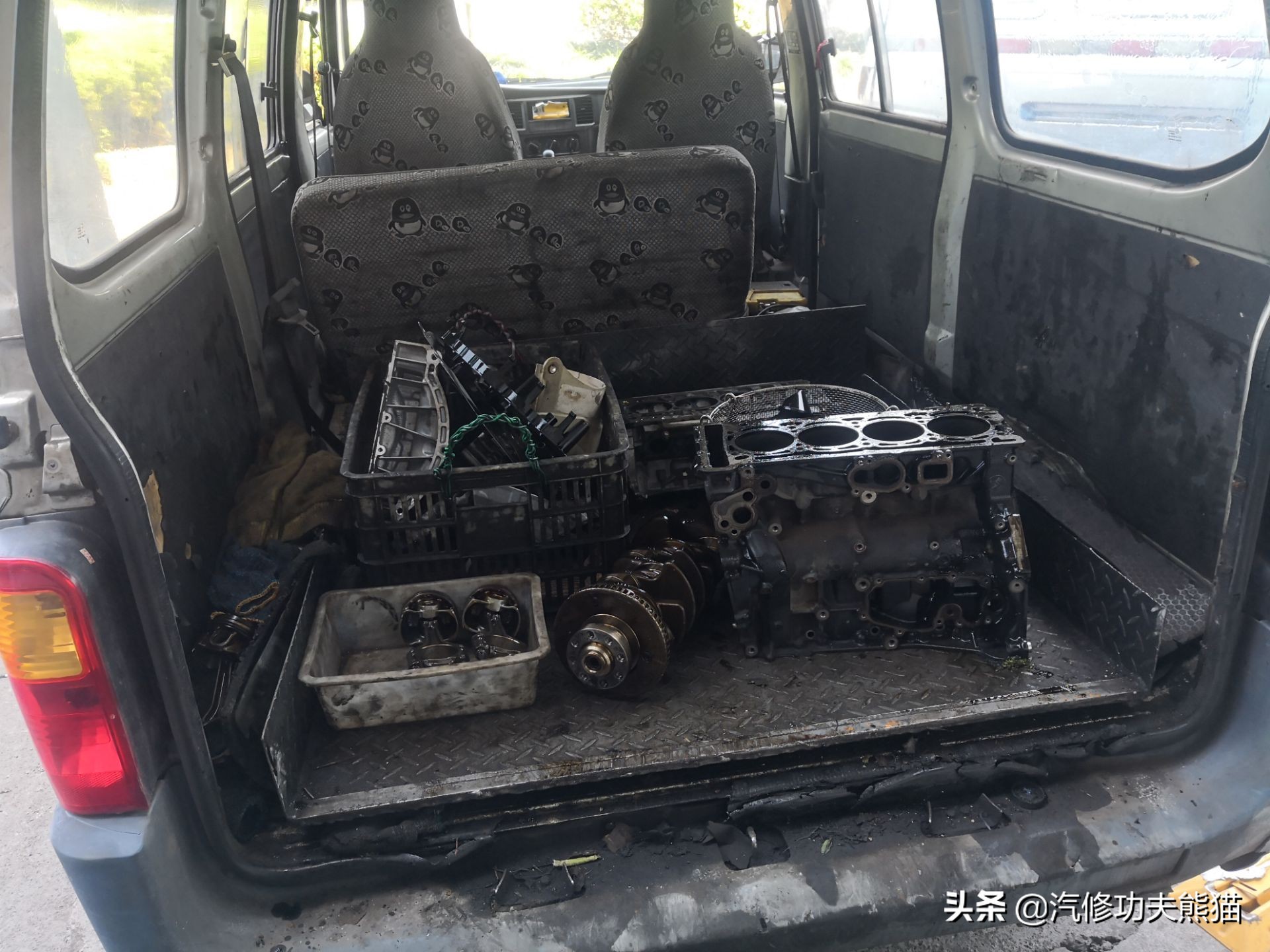 百年大众汽车品牌毁于烧机油?烧机油并非绝症,看看这台进口夏朗