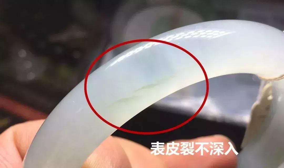 翡翠与玉的鉴别方法图解,常见的翡翠瑕疵