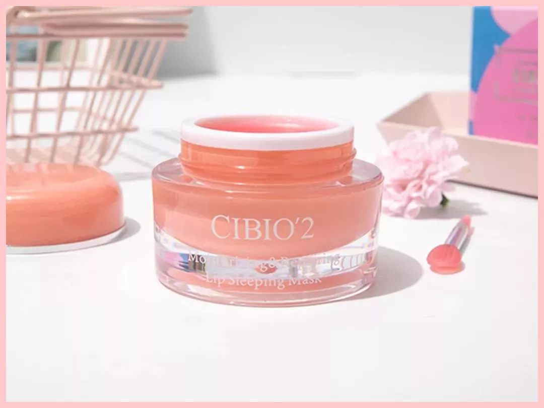 吴宣仪黑暗唇妆,吴宣仪用的是什么面膜