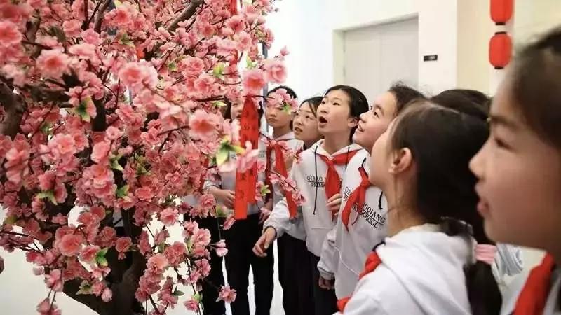 一年招生200人,一年招生最多的学校